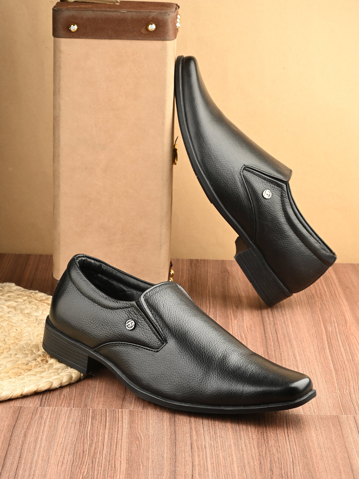 FWFS-728-BLK