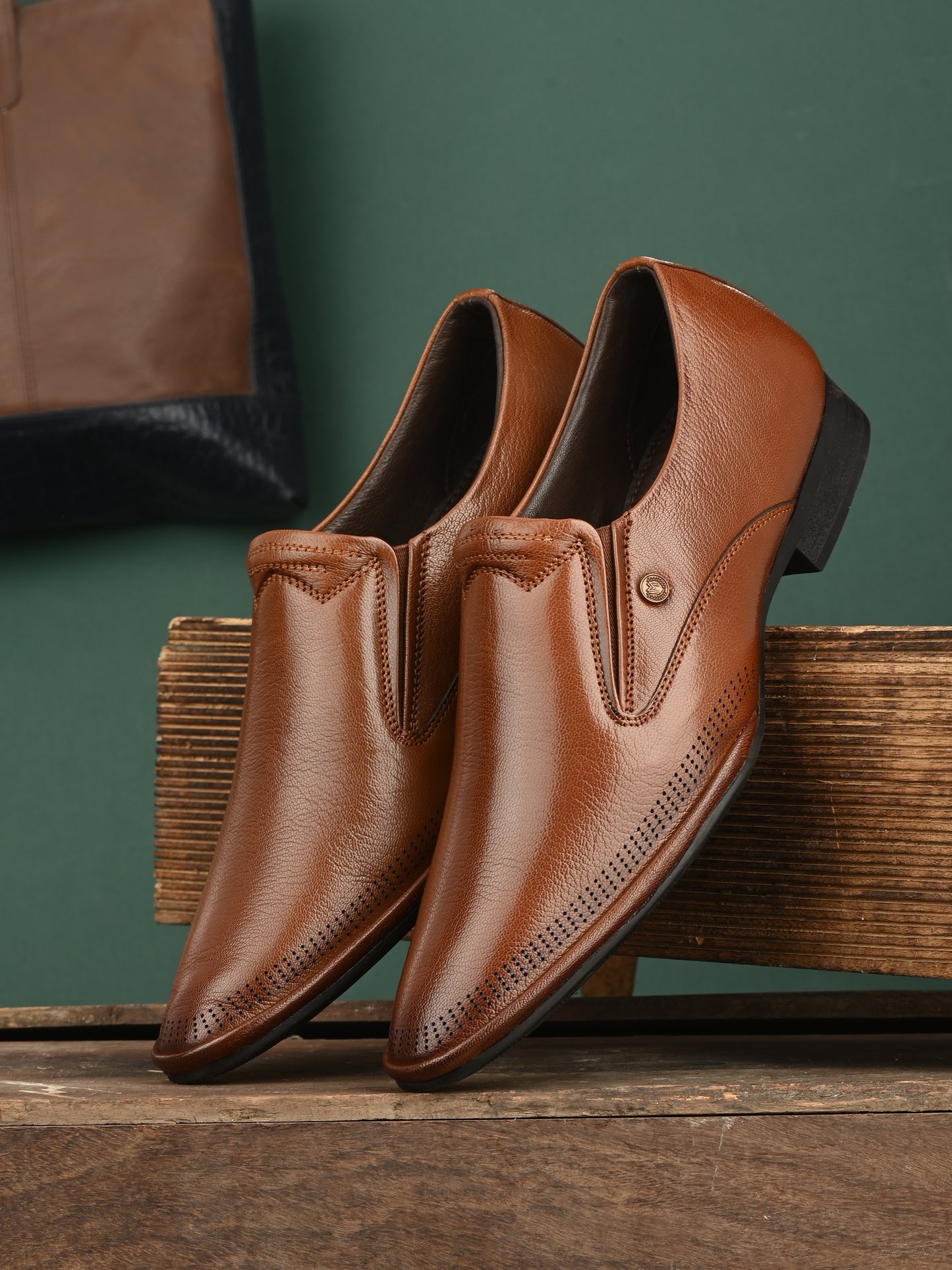 Cityline Edge Brown