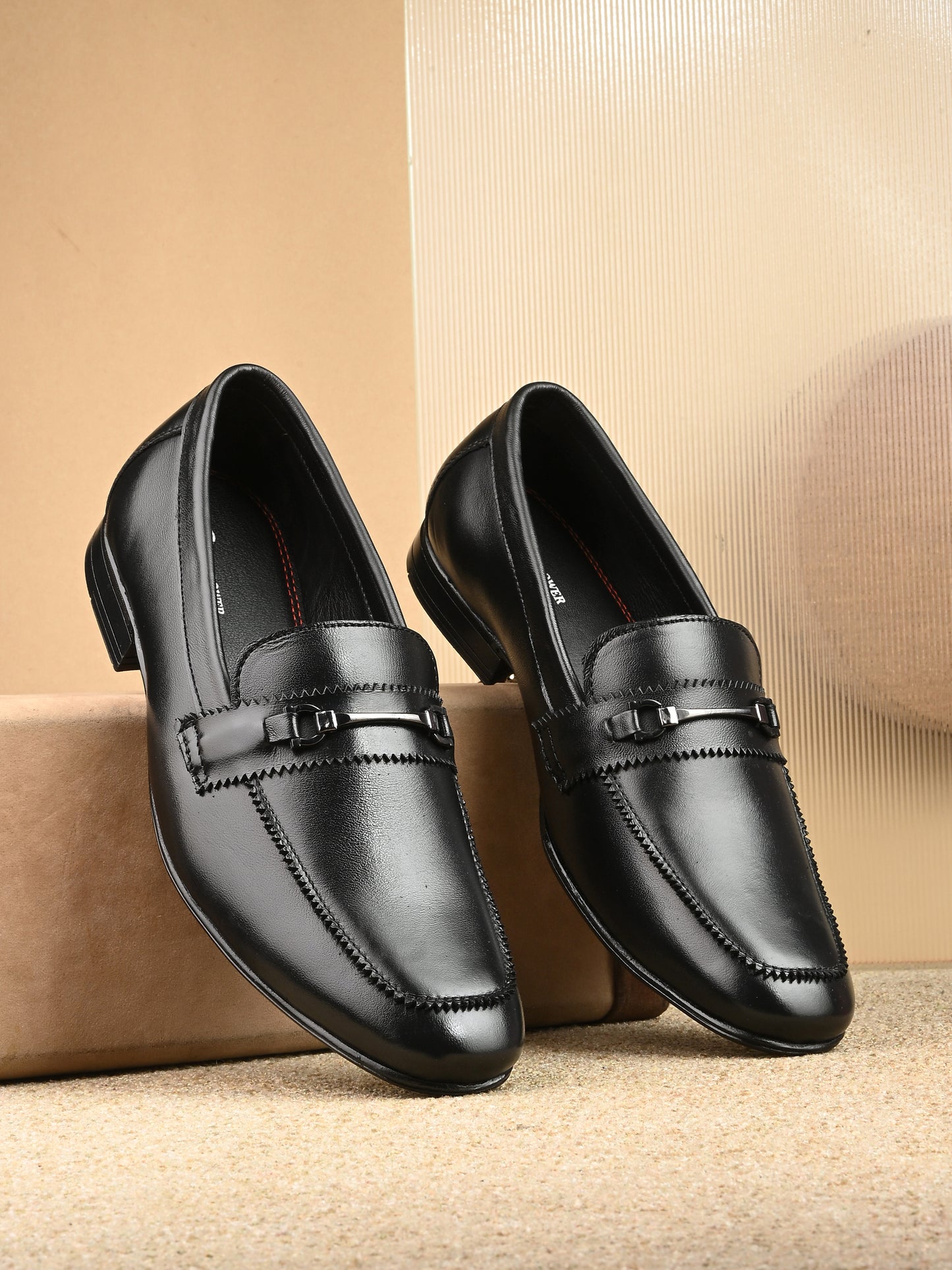 RW-767-BLK