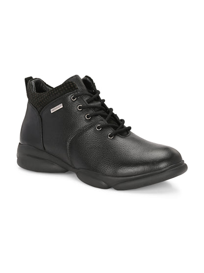 Pixel March Black