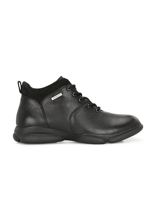 Pixel March Black