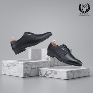 One thing that can enhance your OOTN right away is defo a dapper pair of formal shoes which will make some heads turn as well! While providing you that sense of extra comfort is a crackling combination indeed! 
So what’s the delay? Place your order now at www.mondainshoes.com. You can also find us at Ajio, Flipkart and Amazon! 

#mondain #mondainshoes #comfort #comfortwear #leather #leathershoes #shoesforwomen #shoesformen #shoesaddict #shoeslover #leatherfashion #leathergoods #formal #formalshirts #formalshoes #ootd #ootn #fashion #fashionstyle #mensfashion #mensstyle #menswear #supportsmallbusiness #supportlocal #madeinindia
